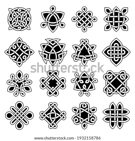 Celtic trinity. Ancient geometrical symbols celtic knots christian tattoo recent vector set Photo stock © 