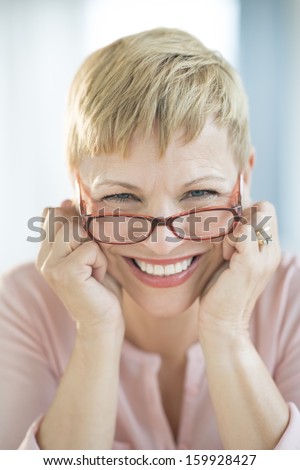 Portrait of mature woman wearing eyeglasses