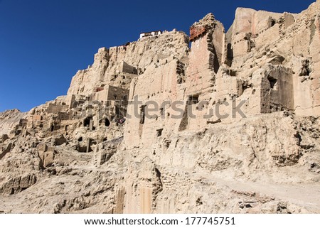 The ruins of Guge Kingdom are in west of tibet, which borders India to its south. It is in similarly reverential tones as the Mayan Civilization and Pompeii.