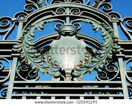 fancy gate sheffield crown rusted historic swirl
