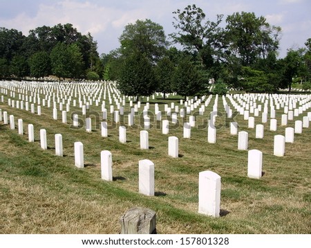 View of soldier\'s tombs in Arlington cemetery