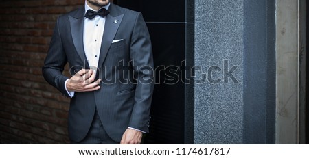 Men's suit that fit