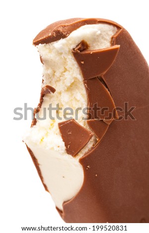 Extract of vanilla ice cream with chocolate coating