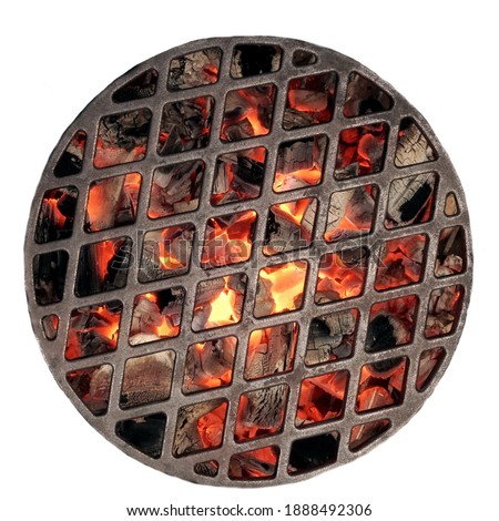 Kettle Grill Pit With Flaming Charcoal. Top View Of BBQ Hot Kettle Grill With Cast Iron Grid, Isolated Background, Overhead View. Barbecue Kettle Grill On Summer Backyard Ready Grilling Cookout Food.