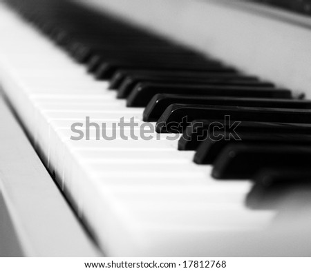 black-and-white picture of keyboard classical musical instrument