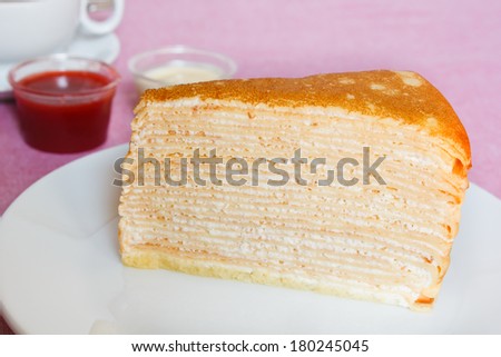 crepe cakes, mille crepe, a \