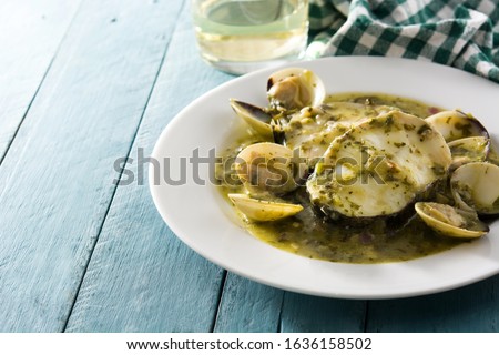 Similar – Foto Bild Seehechtfisch und Muscheln mit grüner Sauce