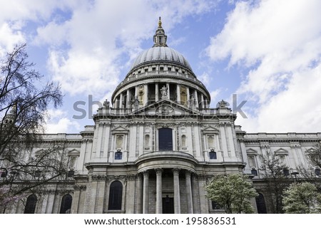 Low-angle view of St.Pauls Cathedral in London. Built after The Great Fire Of London of 1666, it\'s Christopher Wren??s masterpiece and one of the most touristic attractions in the city.