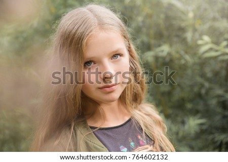 blue eyes blonde teen Blue eyes blonde teen