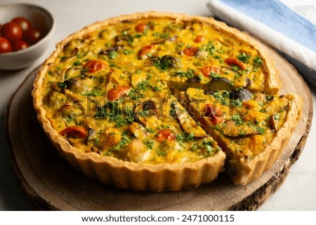 Similar – Foto Bild Gemüse-Quiche auf grünem Hintergrund. Leerzeichen kopieren.