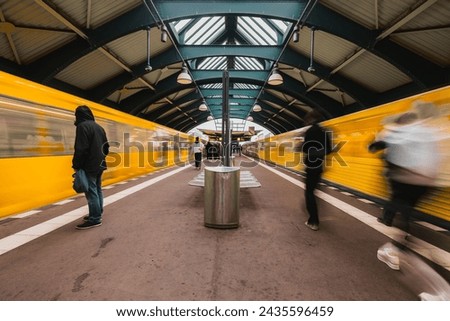 Similar – Foto Bild Menschen von oben Berlin