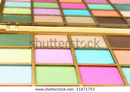 Colored eyeshadow palette