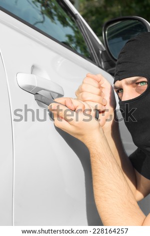 Car theft with a bloody green eyes.