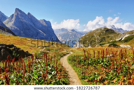 Similar – Foto Bild Wanderung Vanoise National Park: Blick auf Berg in Nebel