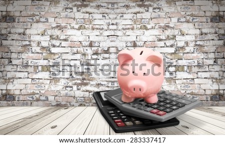 Savings, Calculator, Piggy Bank.