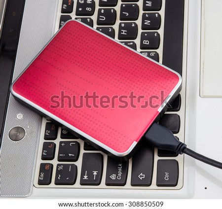 External HDD over notebook keyboard