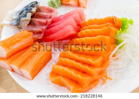 Sushi set is a Japanese food consisting of cooked vinegared rice combined with other ingredients