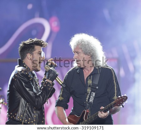Rio de Janeiro, September, 20th,2015- Rock band Queen performs during the Rock in Rio concert. Brian May (L) and Adam Lambert. Photo Antonio Scorza