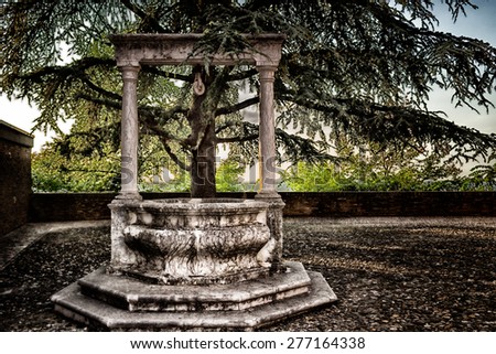 venetian bath: the well of the fortress in Longiano in Italy