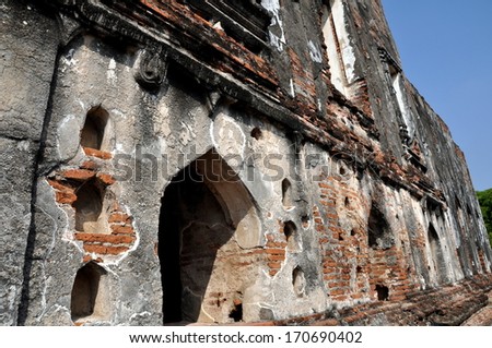 Ruins of King Narai\'s impressive throne room ruins at his palace in Wat Phra Narai Rachanivej in Lopburi, Thailand