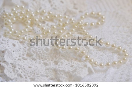 Soft White Pearls And Vintage Lace For Luxury Background 1016582392 Soft White Pearls And Vintage Lace For Luxury Background 1016582392
