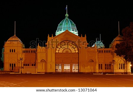- night shot of Melbourne\'s Royal Exhibition Building, Carlton Gardens, Melbourne, Victoria, Australia