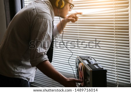 Mature Indian Window Spy