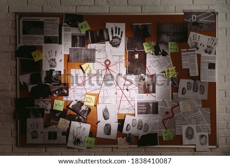 Detective board with fingerprints, photos, map and clues connected by red string on white brick wall Imagine de stoc © 