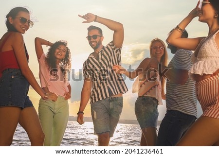 Similar – Foto Bild Menschenmenge am Strand, Luftaufnahme im Sommer