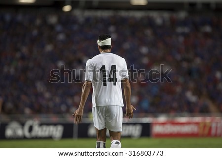 BANGKOK,THAILAND:September;2015:Salam Shakir of IRAQ injuries to head inThe 2018 FIFA World Cup/AFC Asian Cup between THAILAND and IRAQ  at Rajamangala Stadium on September,08,2015inTHAILAND.