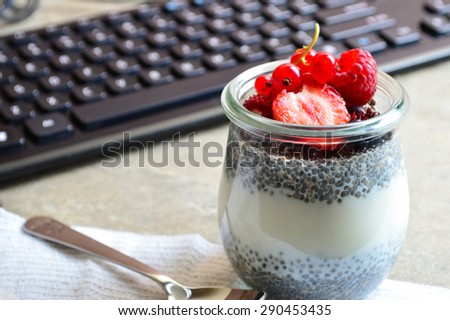 Healthy eating for lunch to work. Food in the office. Chia seed pudding healthy lunch.