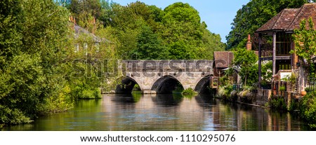 Harnham Bridge in Salisbury, across the River Avon, was built of stone by Robert de Bingham, Bishop of Salisbury in 1244. Сток-фото © 