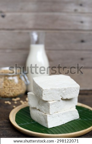 home made tofu with soy milk and soy bean