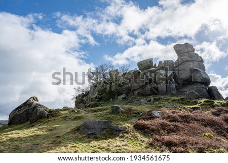Robin Hood's Stride limestone way rock formation in the Derbyshire Dales, Peak District National Park. Stock fotó © 
