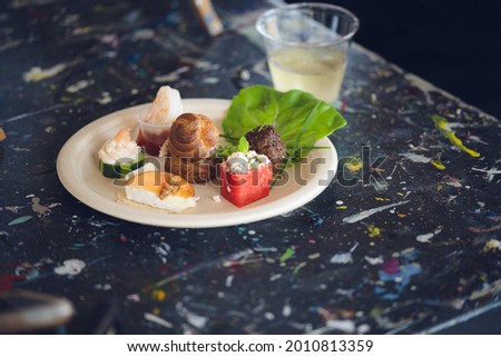 Paint n sip activities outdoor with food and drinks. Foto stock © 