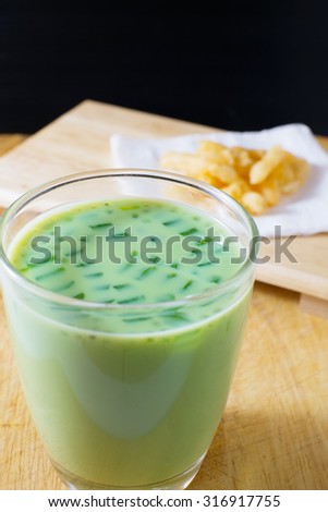 Green Tea Soybean Milk with Chinese Traditional Snacks Deep Fried