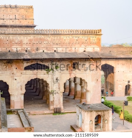Jahangir Mahal (Orchha Fort) in Orchha, Madhya Pradesh, India, Jahangir Mahal or Orchha Palace is citadel and garrison located in Orchha. Madhya Pradesh. India, Indian Archaeological Sites