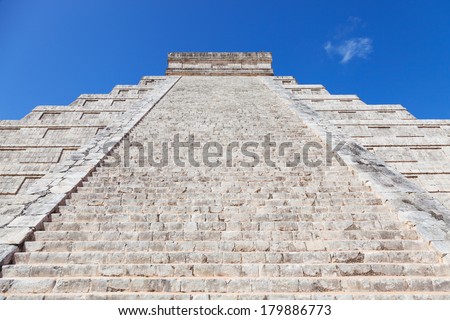 Staircase of El Castillo (The Kukulkan Temple) of Chichen Itza complex, mayan pyramid in Yucatan, Mexico