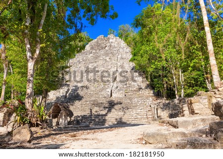 Pyramid structure known as La Iglesia in the ruined city of CobÃ?Â¡, Yucatan, Mexico