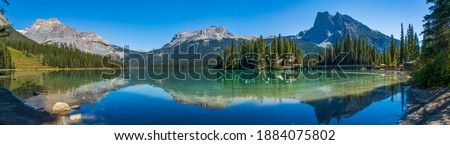 Emerald Lake panorama view in summer sunny day. Michael Peak, Wapta Mountain, and Mount Burgess in the background. Yoho National Park, Canadian Rockies, British Columbia, Canada. Photo stock © 