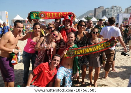 RIO DE JANEIRO, JUNE 21 - FANS OF BRAZIL DURING THE WORLD CUP SOCCER 2010 FIFA FAN FEST AT THE Copacabana