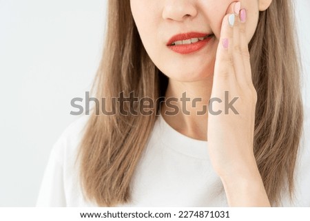 Asian woman feel toothache from gingivitis, female suffer tooth, decay problems, dental care. sensitive tooth, decay problem, bad breath, Gingival Recession, Oral Hygiene instruction, tooth extraction Stock foto © 