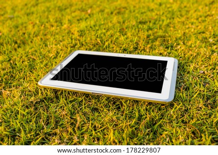 outdoor working through digital touch screen tablet