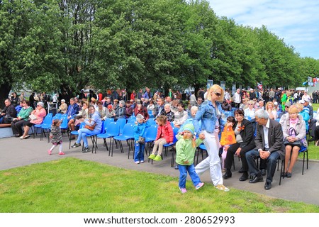 KALININGRAD, RUSSIA - MAY 16, 2015: Spectators on the embankment of Peter the Great. Action \