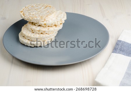 rice cake, puffed rice on table