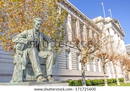 Statue of Abraham Lincoln in Front of City Hall in San Francisco