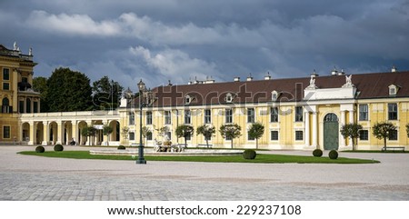 VIENNA, AUSTRIA/EUROPE - SEPTEMBER 23 : Schonbrunn Palace in Vienna Austria on September 23, 2014