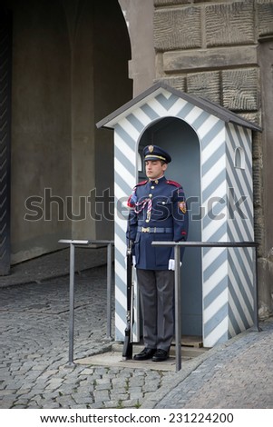 PRAGUE, CZECH REPUBLIC/EUROPE - SEPTEMBER 24 : Guard on duty at the Castle in Prague on September 24, 2014. Unidentified man.
