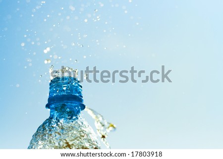 Water bottle with splashes