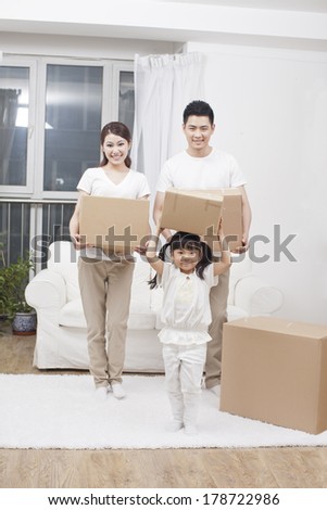Family moving to a new house